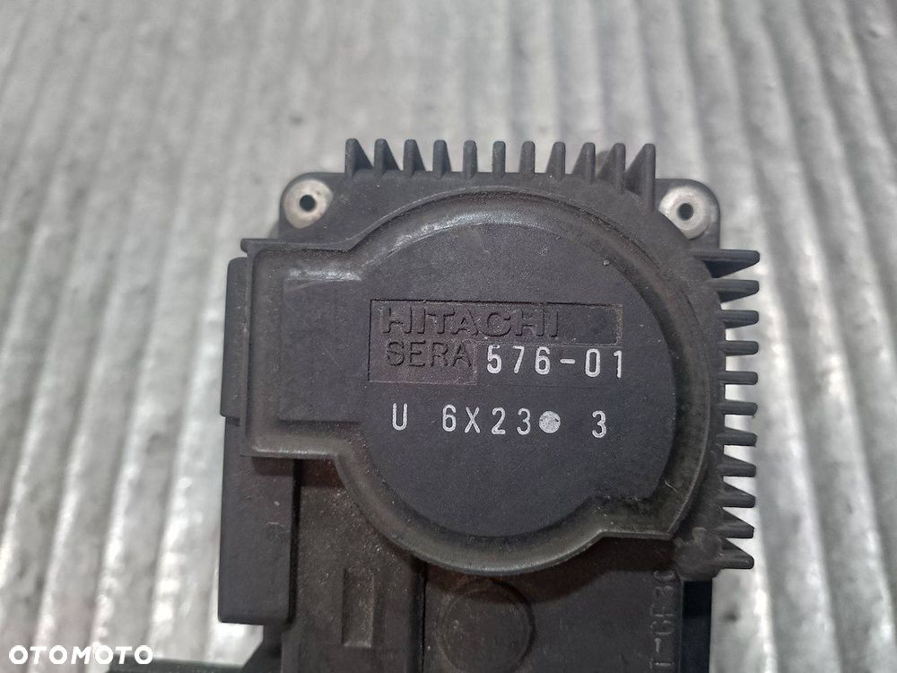 PRZEPUSTNICA NISSAN MAXIMA 576-01  RME70-04 - 8