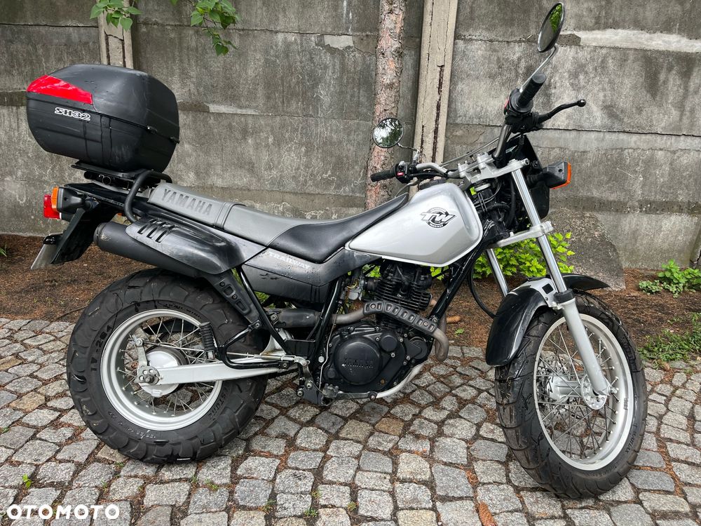 Yamaha TW - 4