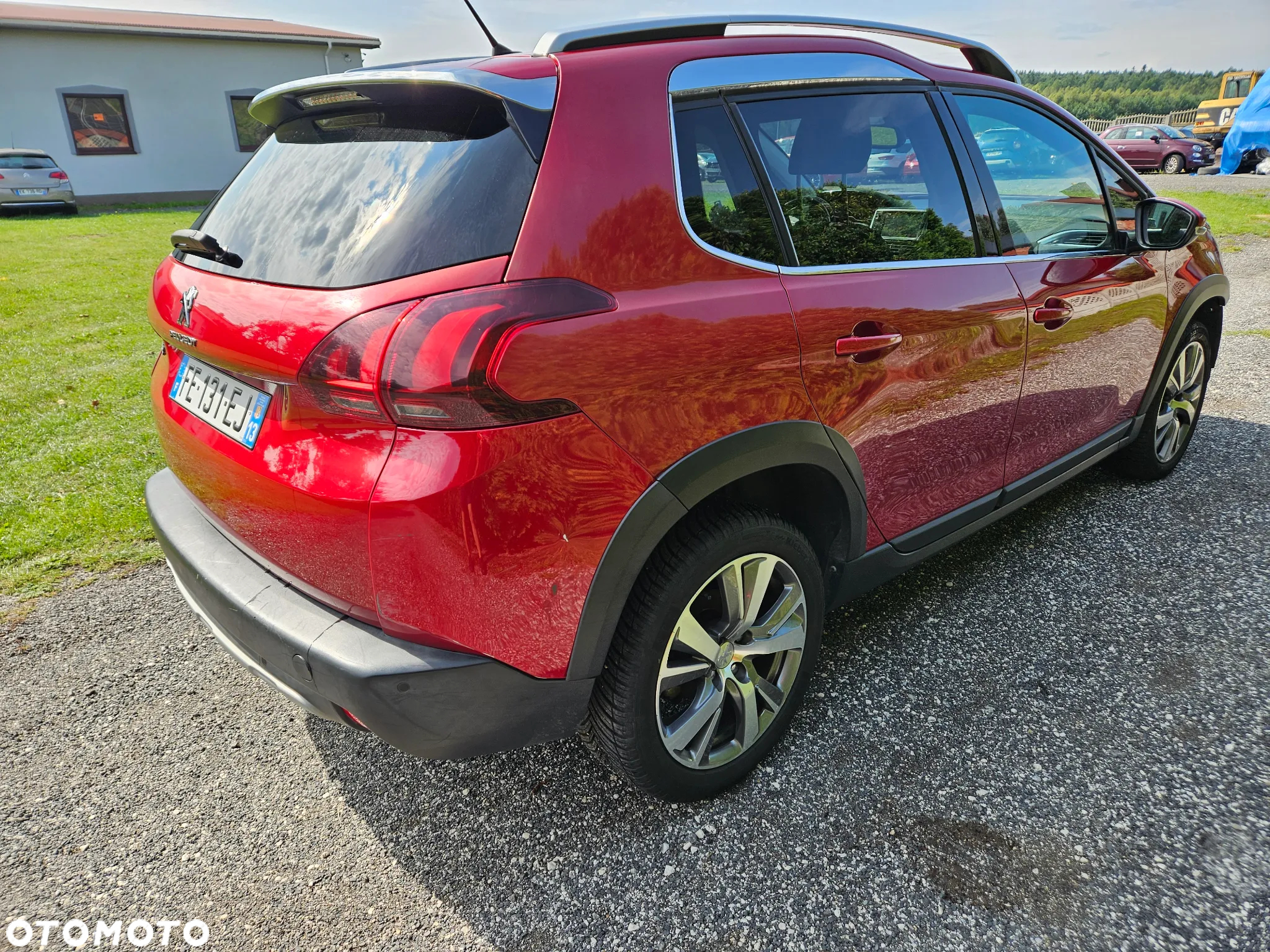 Peugeot 2008 1.6 BlueHDi Allure - 4