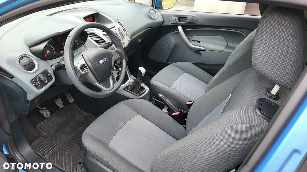Ford Fiesta 1.25 Silver X (Trend) EU5 - 17