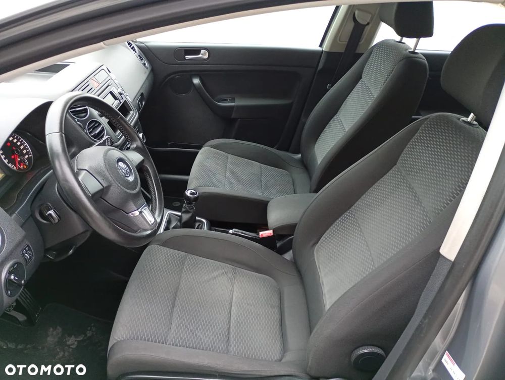 Volkswagen Golf Plus 1.6 TDI DPF Trendline - 31