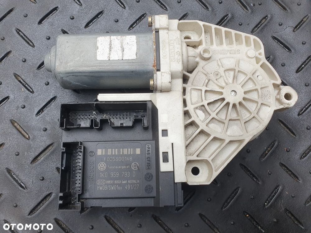 VW GOLF V SILNICZEK SZYBY PODNOŚNIK LEWY PRZÓD 1K0959793D 1K4837402H 992729-103 BOSCH ORYGINAŁ POSIADAM 2 SZT - 5