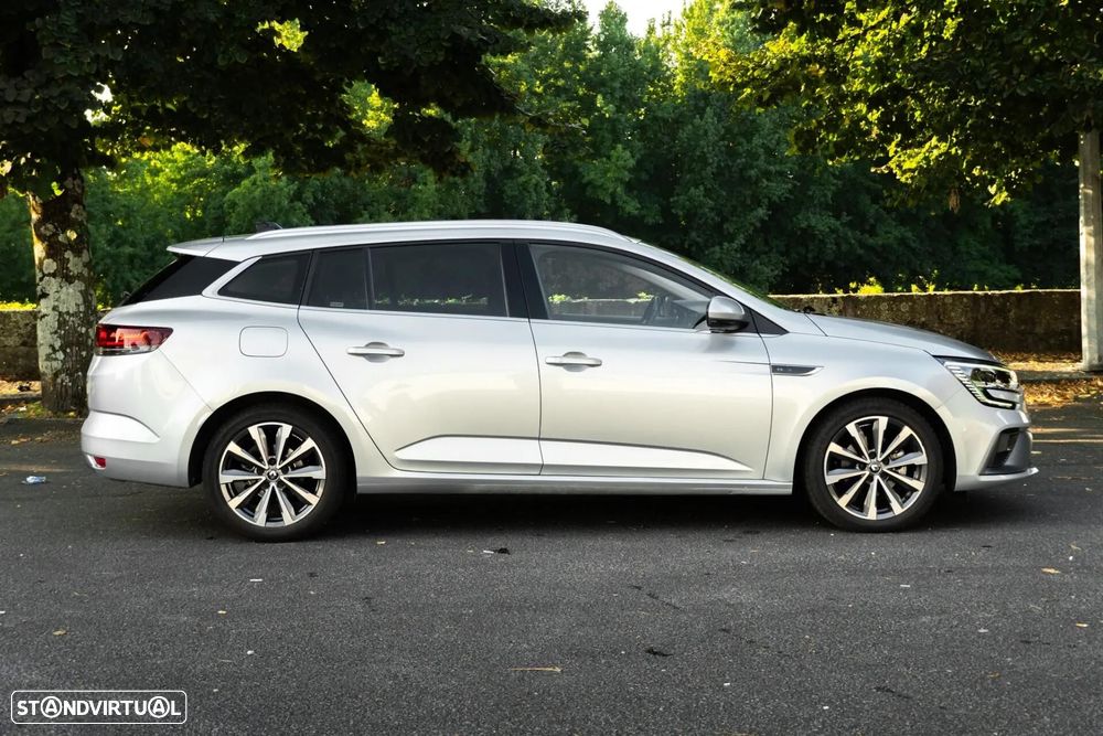 Renault Mégane Sport Tourer 1.5 Blue dCi R.S. Line - 32