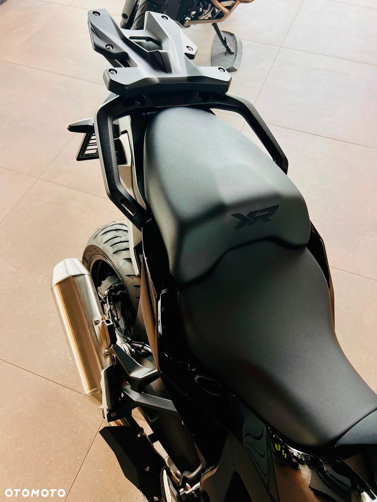 BMW XR - 10