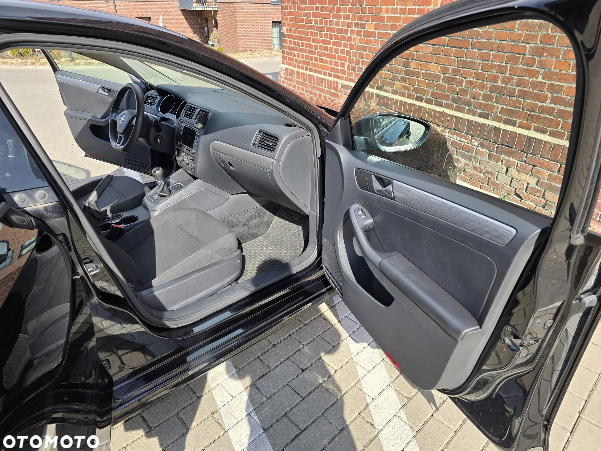 Volkswagen Jetta 2.0 TDI DPF BMT Trendline - 11