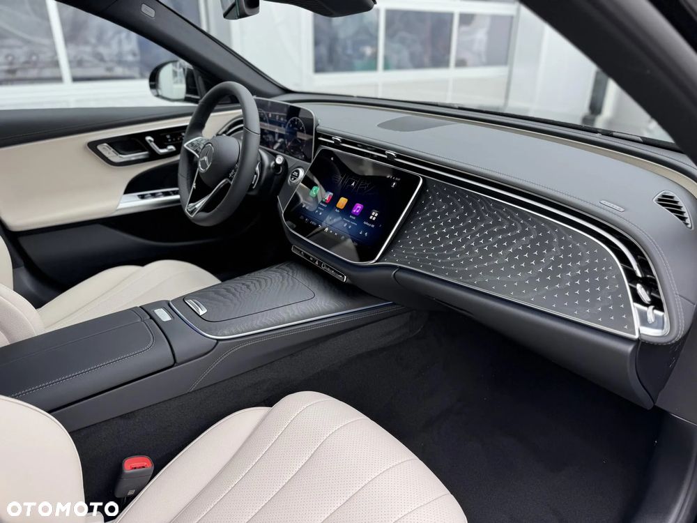 Mercedes-Benz Klasa E 220 d 4Matic 9G-TRONIC - 17