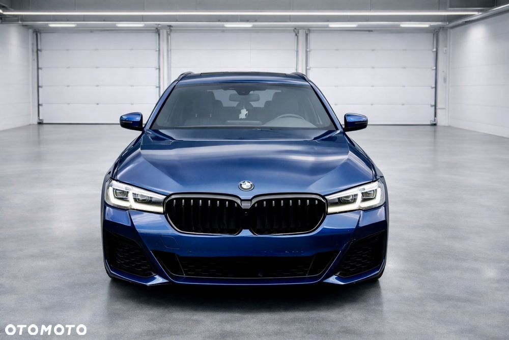 BMW Seria 5 520d M Sport Edition - 1