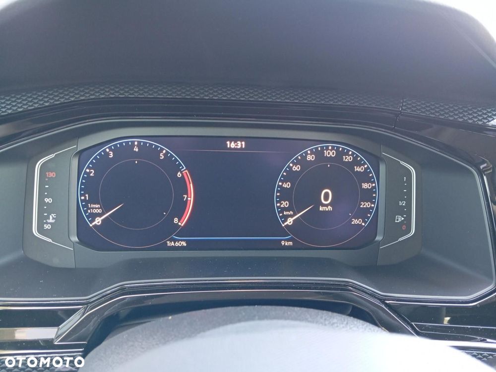 Volkswagen Polo - 15