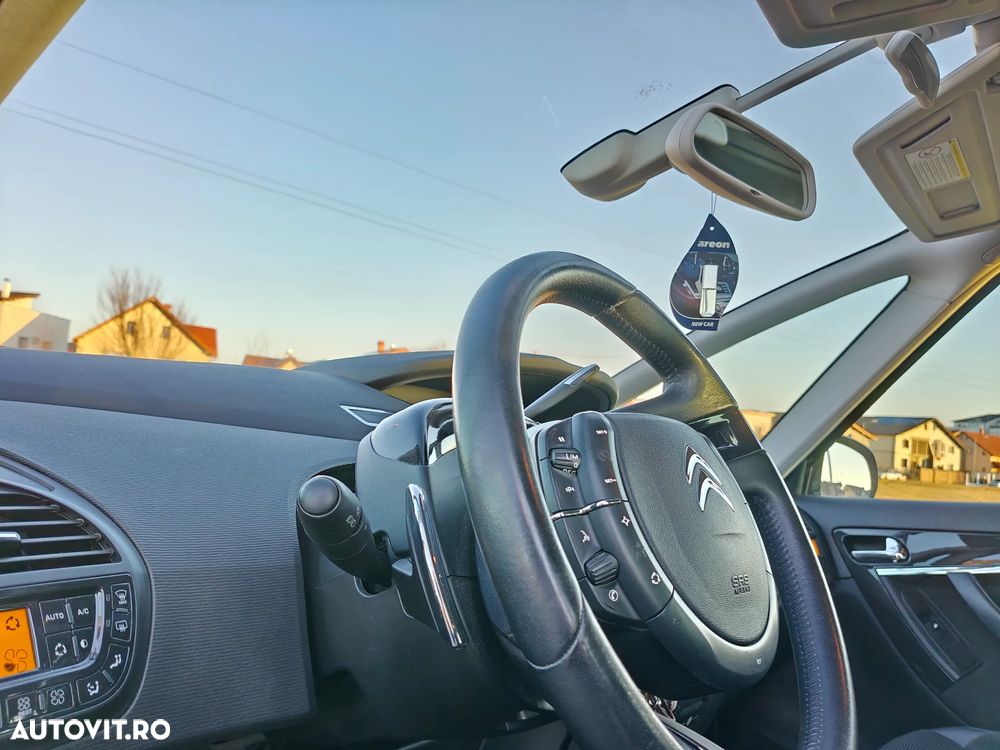 Citroën C4 Picasso - 6