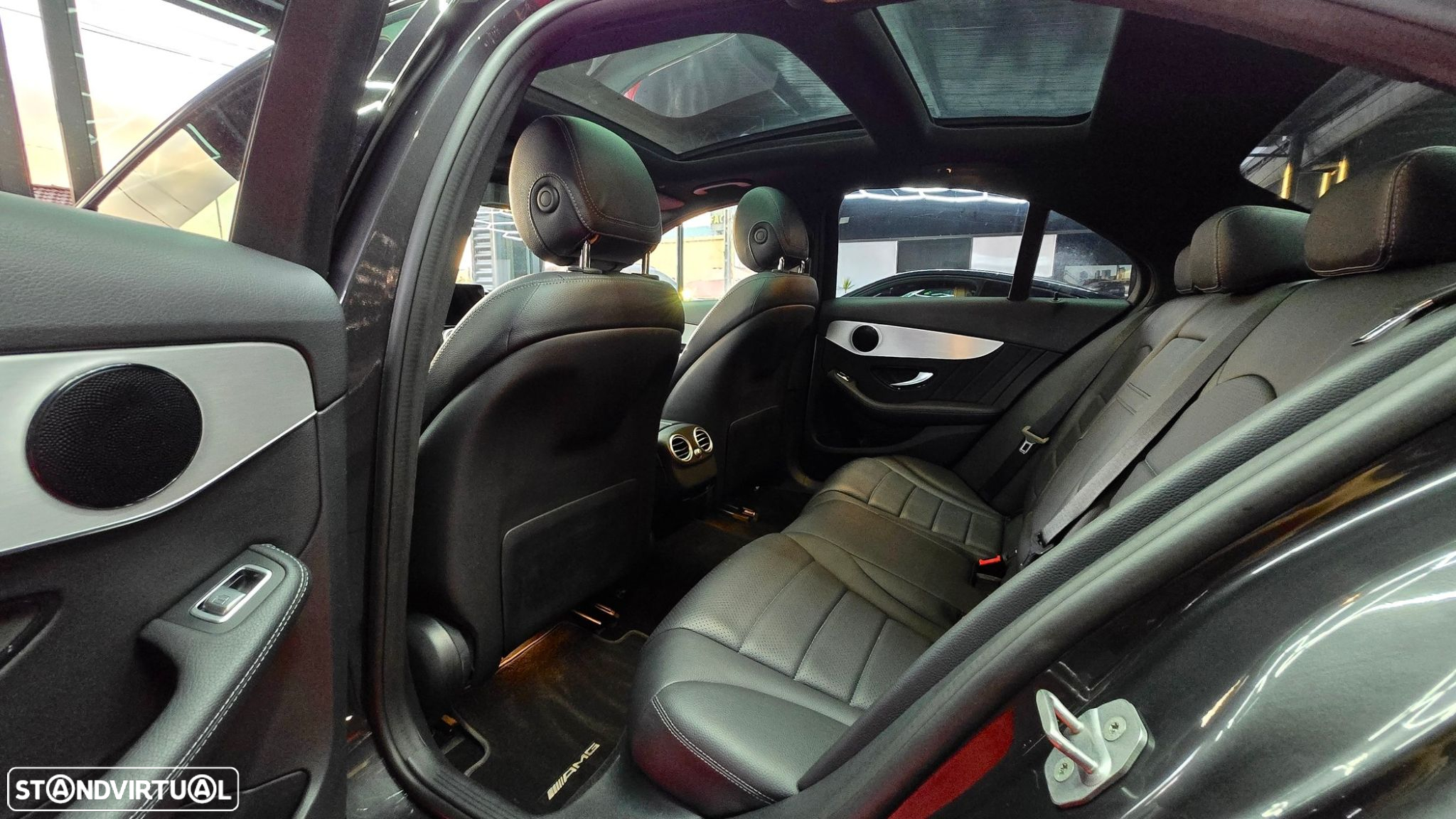 Mercedes-Benz C 300 - 21