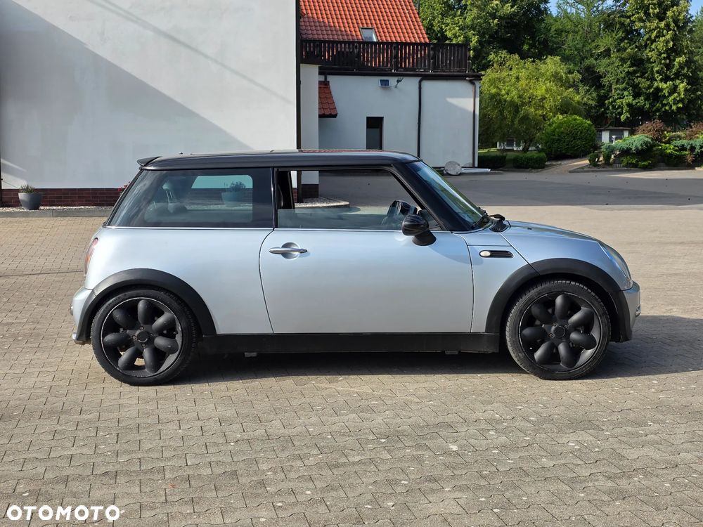 MINI Cooper chili - 8