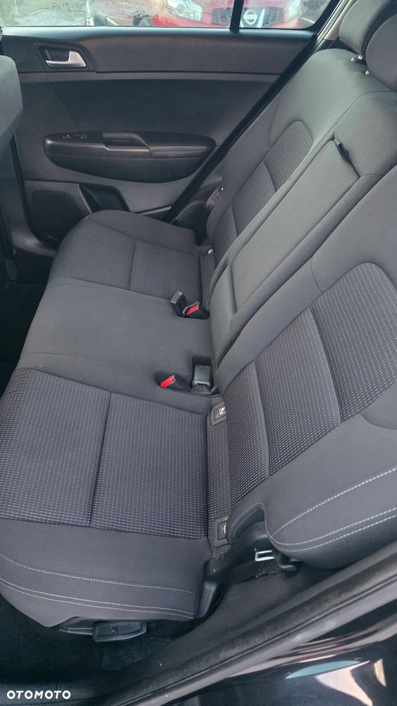 Kia Sportage 1.6 GDI Business Line 2WD - 24