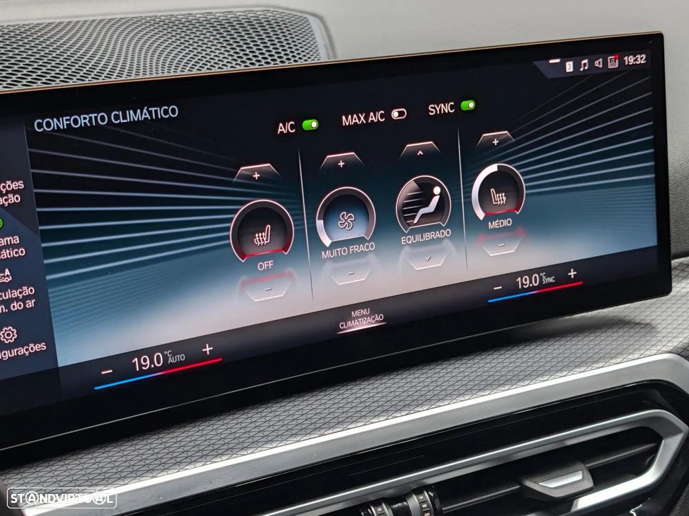 BMW 320 e Pack Desportivo M Auto - 27