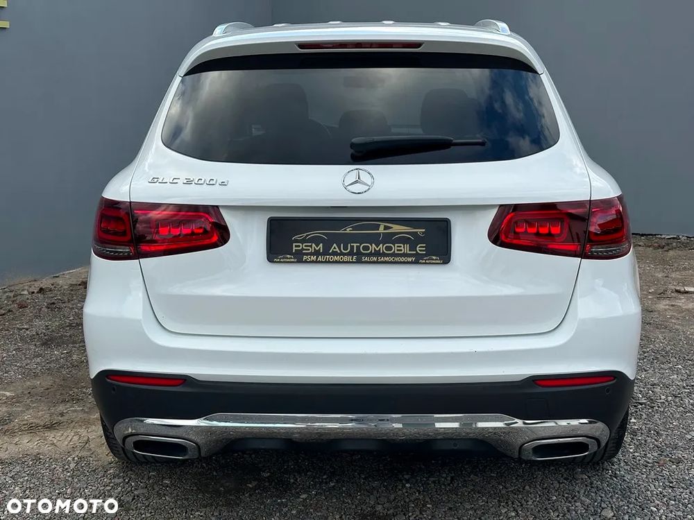 Mercedes-Benz GLC 200 d - 11
