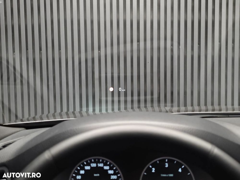BMW Seria 5 520d Sport-Aut. - 37