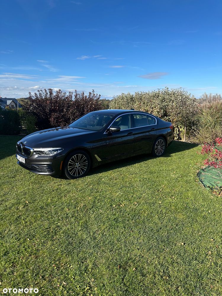 BMW Seria 5 540i xDrive Sport Line - 17
