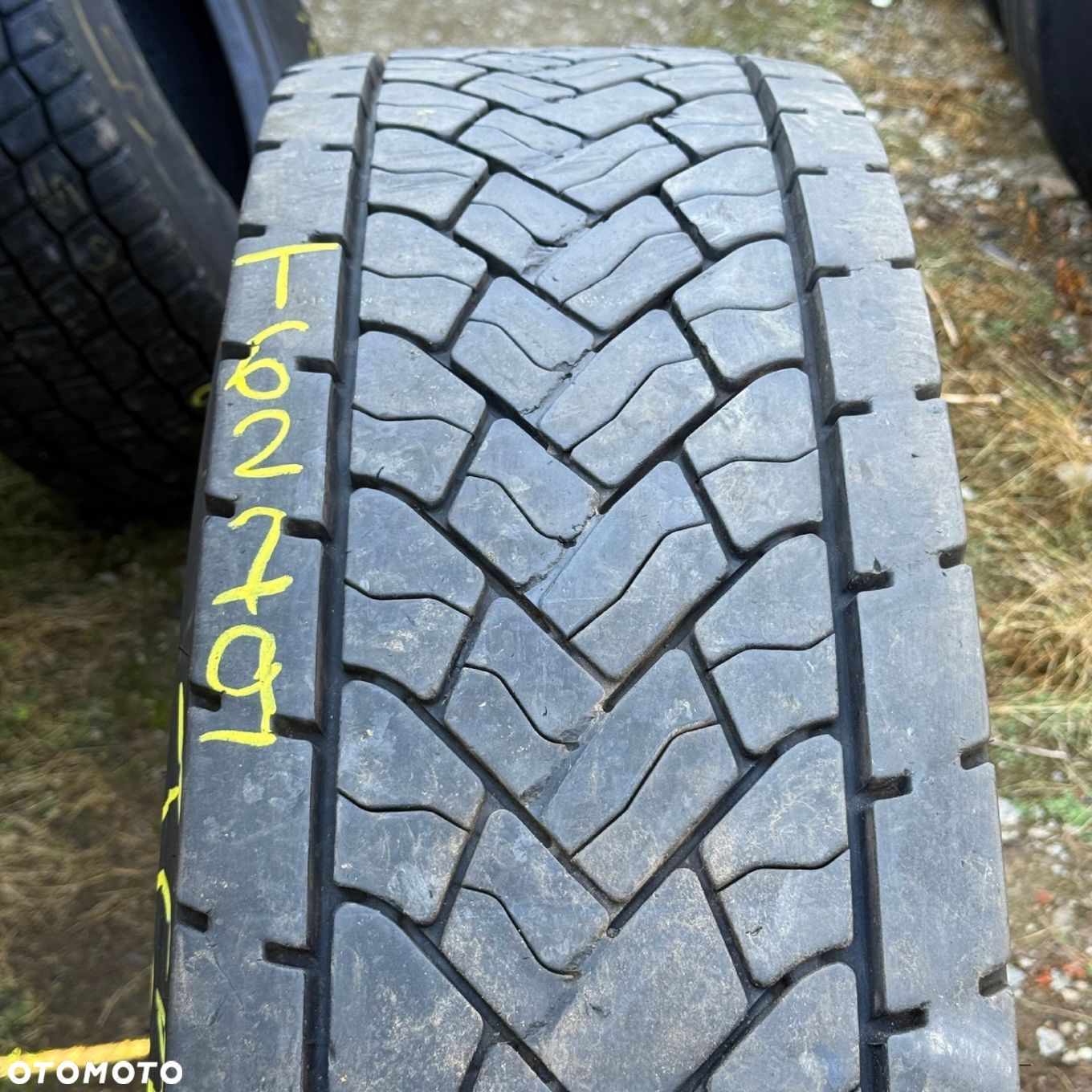295/80R22.5 DUNLOP SP446 10-12mm NAPĘD CIĘŻAROWA NAPĘDOWA TYŁ T6279 - 1