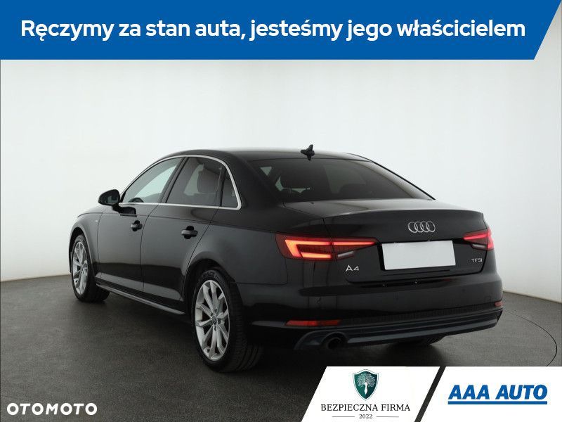 Audi A4 Limousine - 6