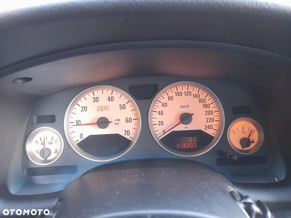 Opel Astra 2.0 Turbo OPC - 7