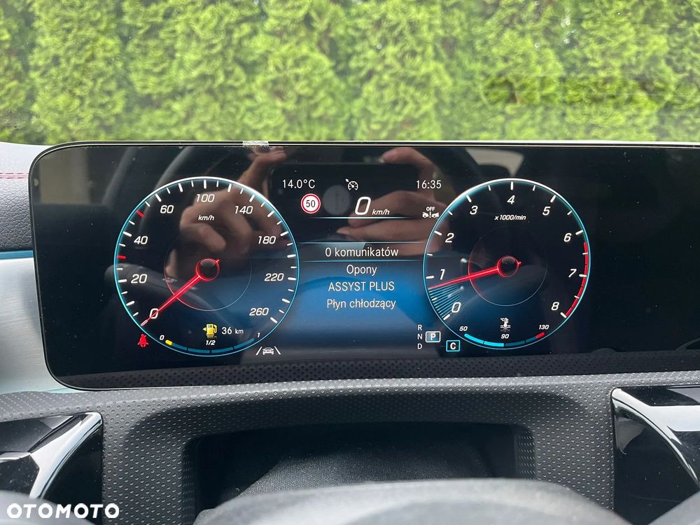 Mercedes-Benz CLA - 28