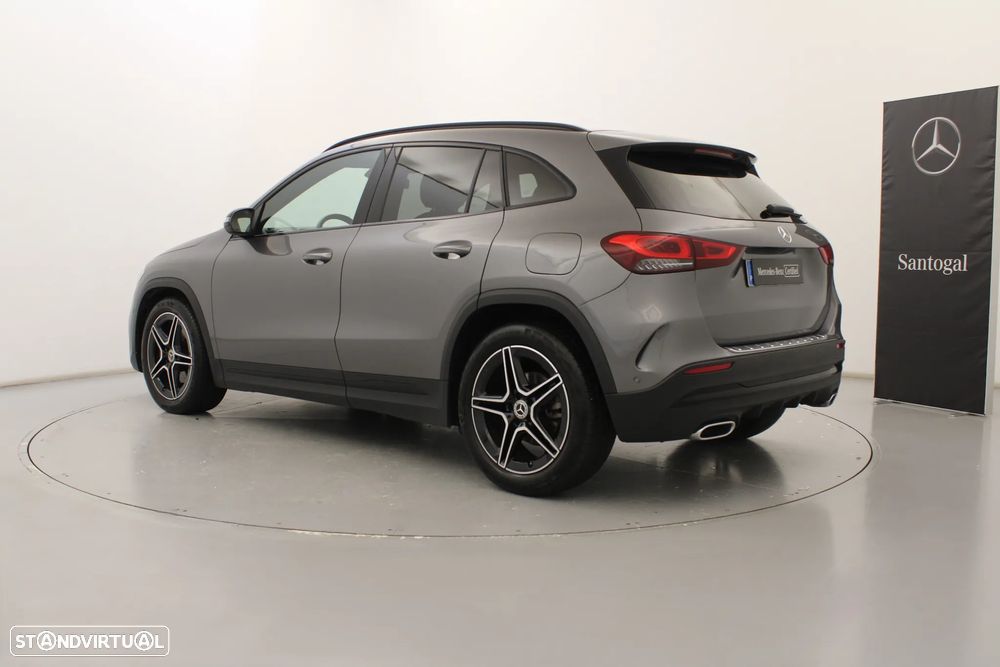 Mercedes-Benz GLA 180 d AMG Line - 10
