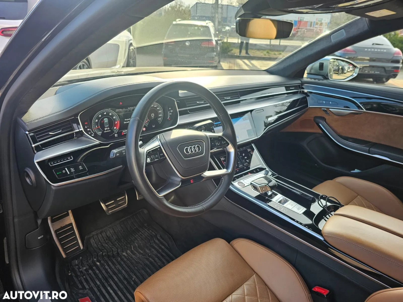 Audi S8 - 9