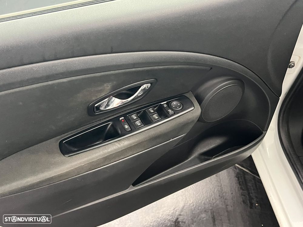 Renault Mégane Sport Tourer 1.5 dCi Dynamique - 6