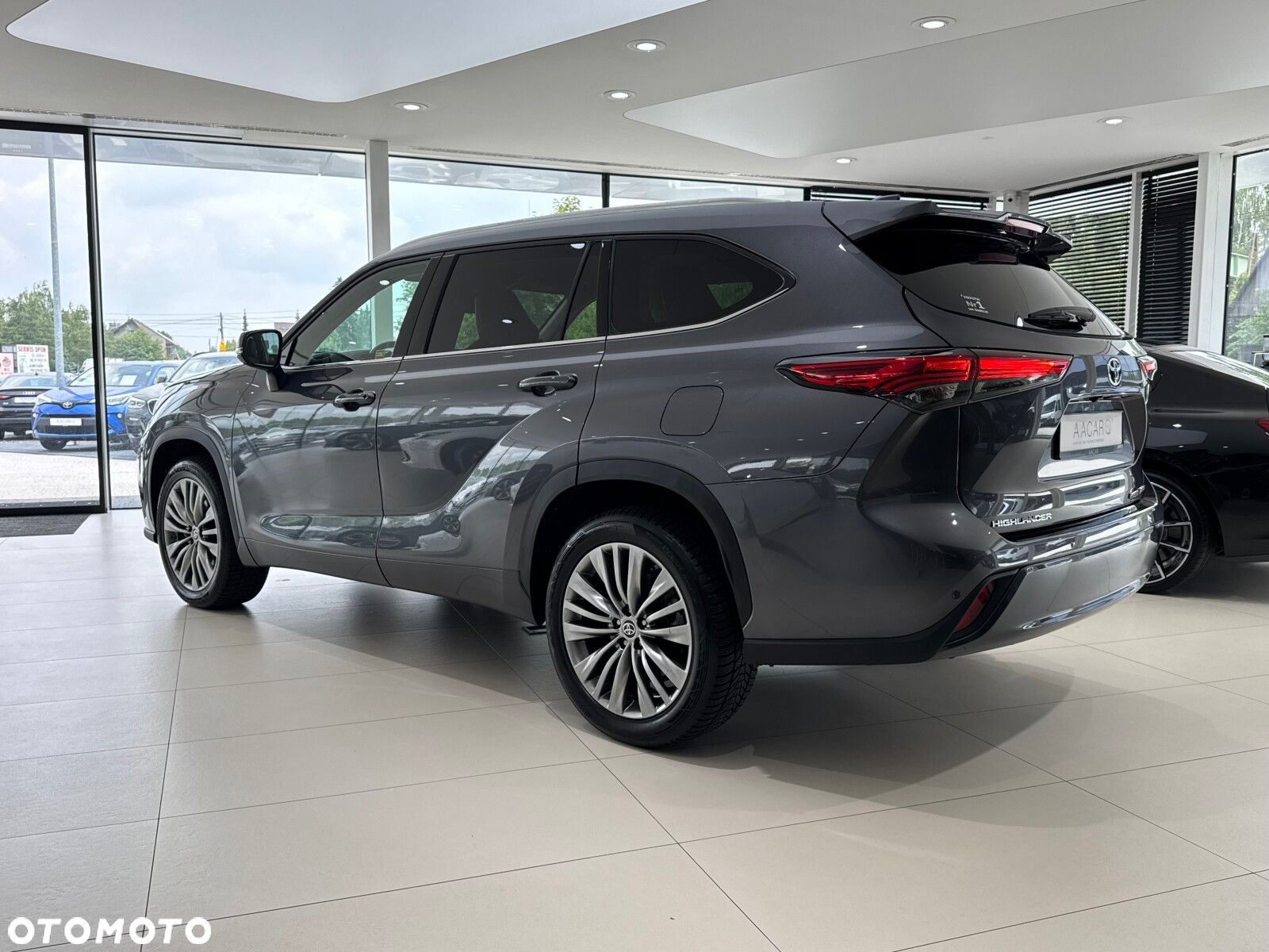 Toyota Highlander - 3