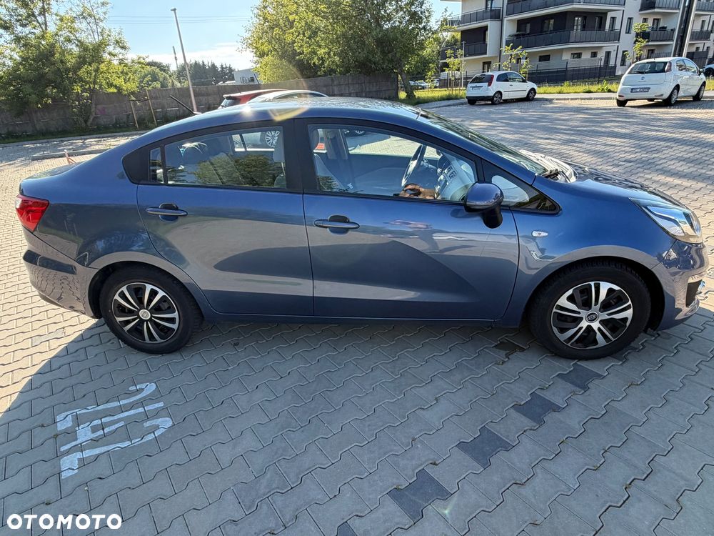 Kia Rio 1.4 M - 6