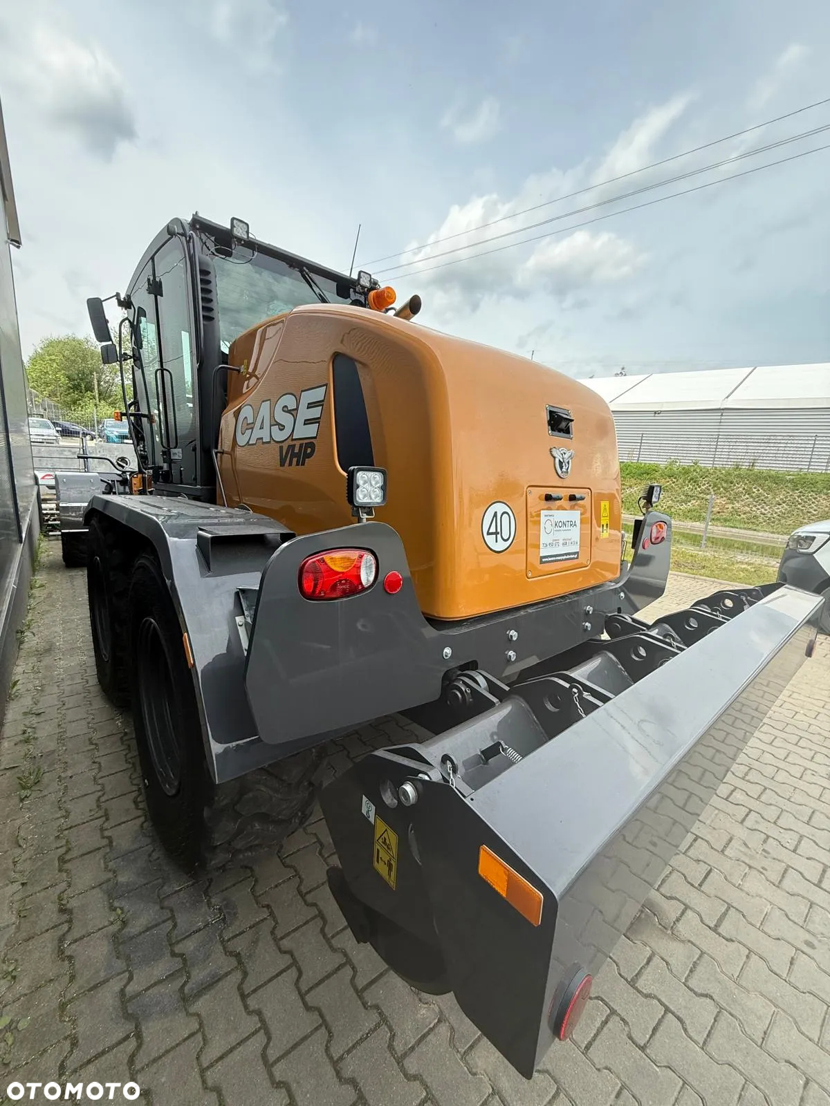 Case 856C - 8