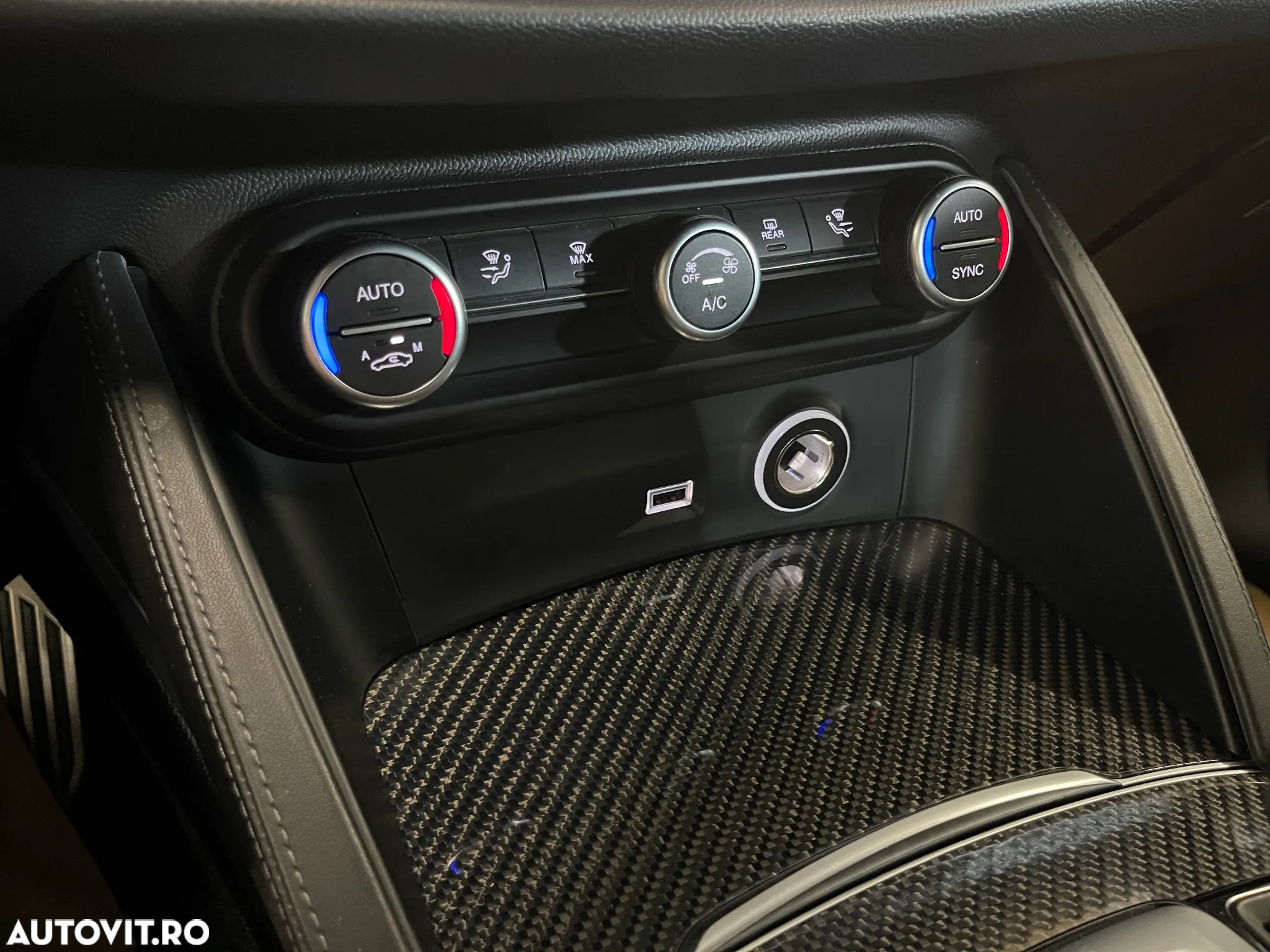 Alfa Romeo Stelvio 2.9 V6 Turbo AWD AT8 Quadrifoglio - 22