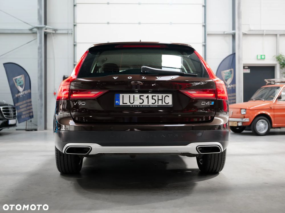 Volvo V90 Cross Country D4 AWD Pro - 8