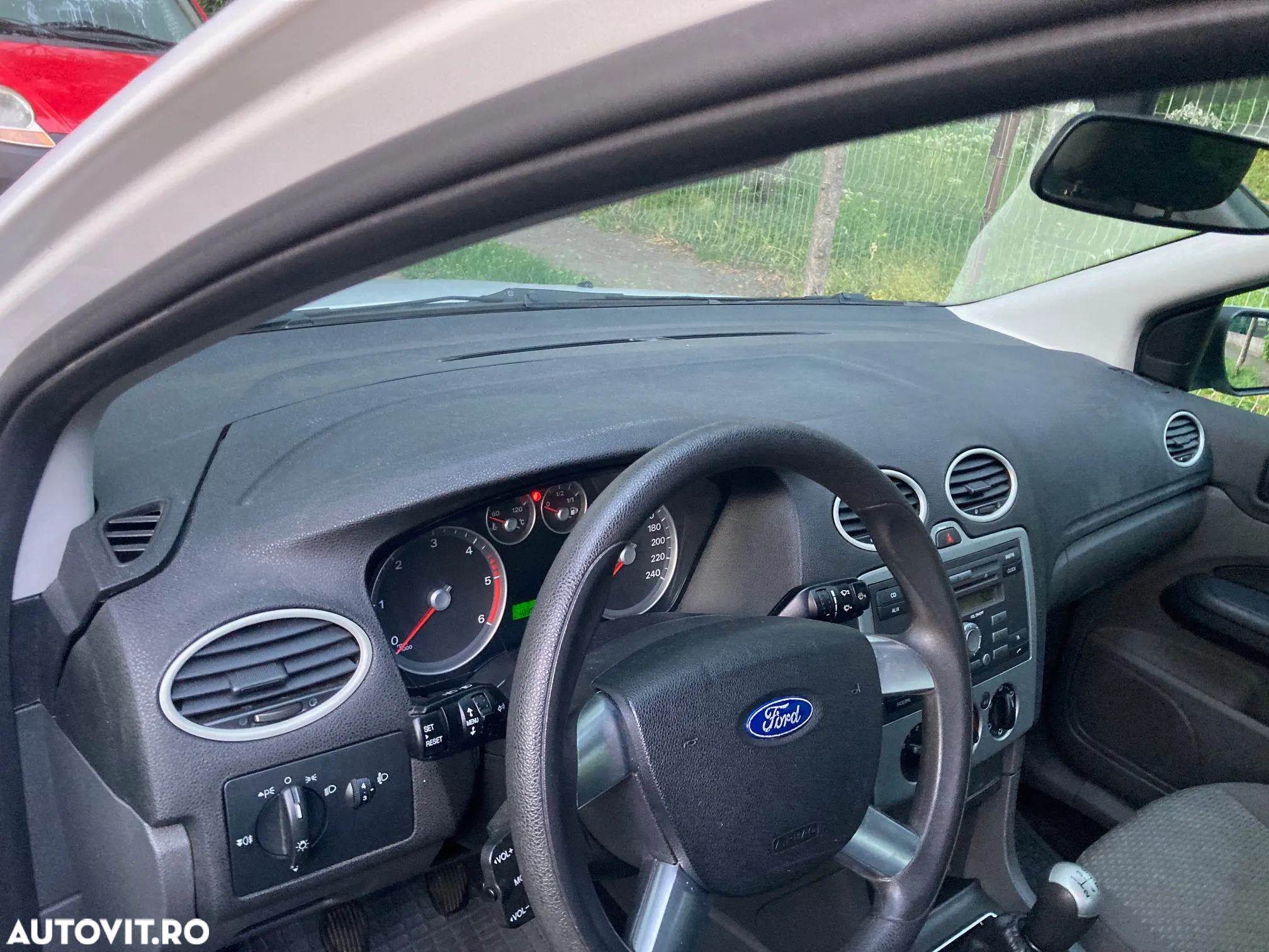 Ford Focus 1.8 TDCI Trend - 8