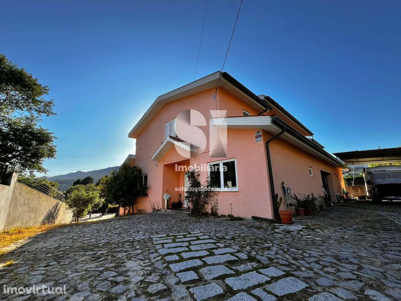 Moradia Isolada T6 - Grande imagem: 3/50