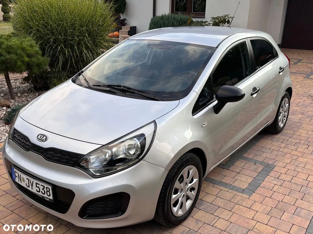 Kia Rio 1.1 CRDI Attract - 16