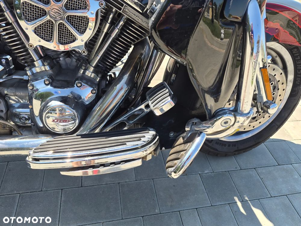 Harley-Davidson FLHTCU Ultra - 15
