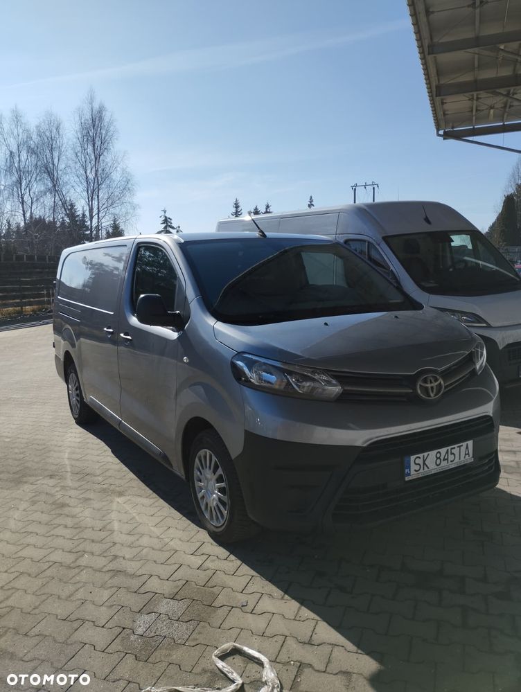 Toyota Proace - 1