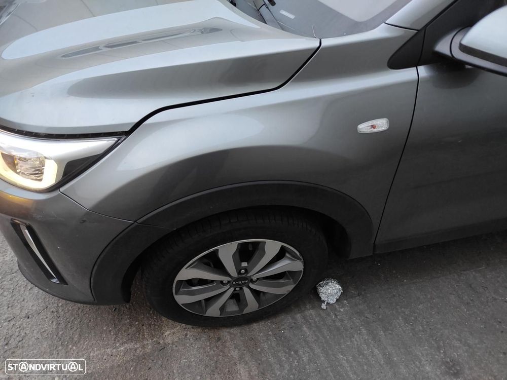 GUARDA-LAMAS FRENTE ESQUERDO KIA STONIC YBCUV - 1