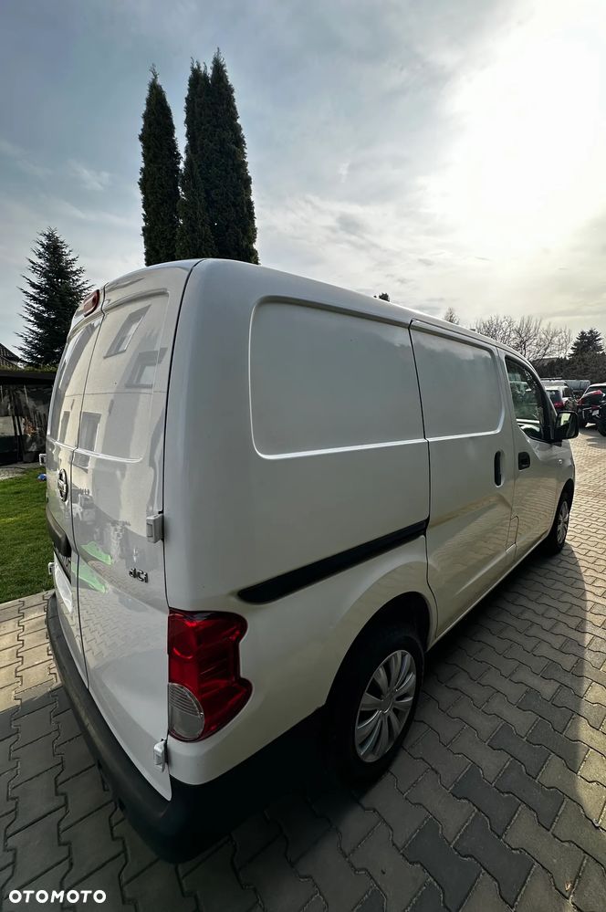 Nissan NV200 - 4