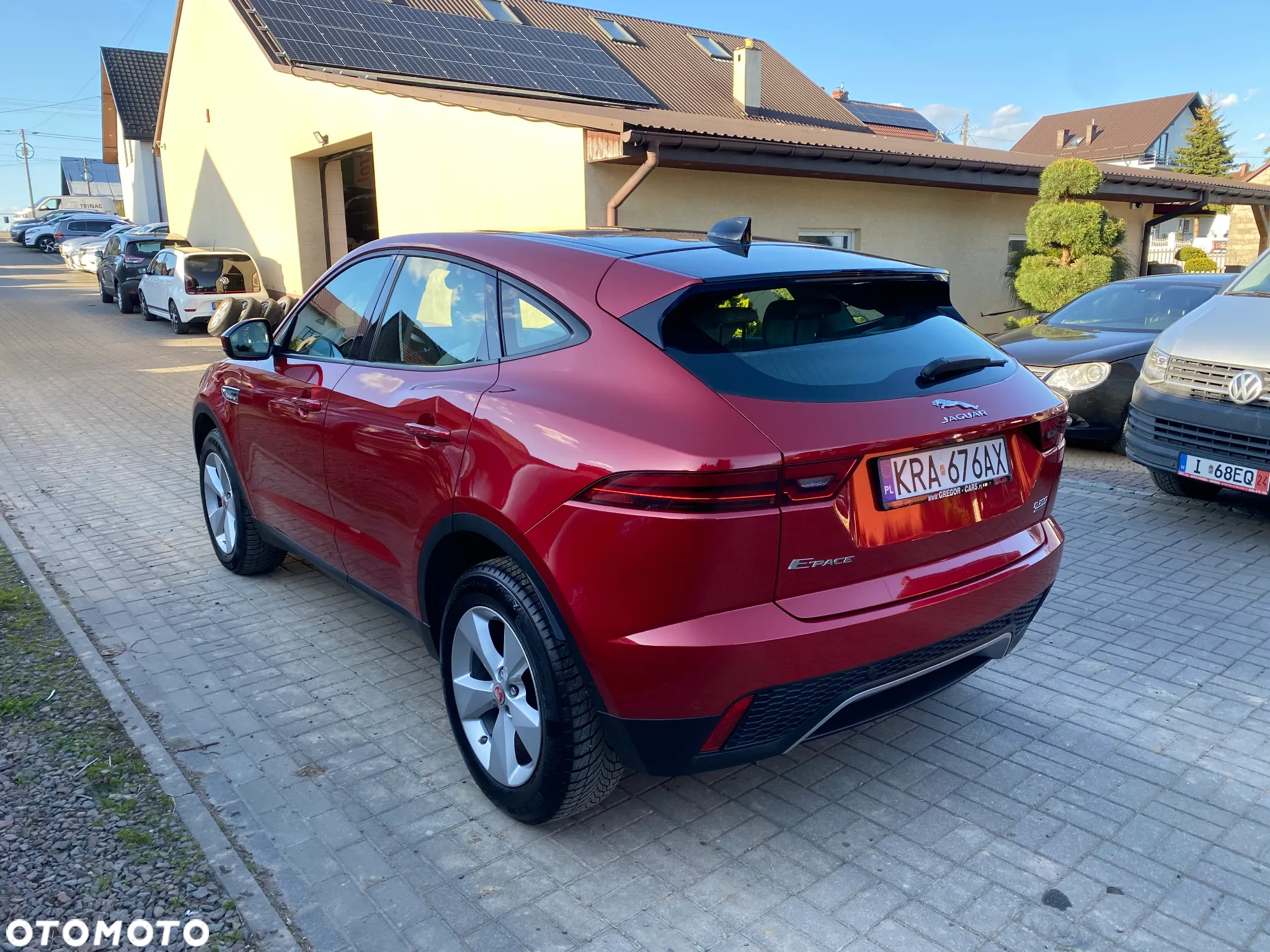 Jaguar E-Pace 2.0 i4D AWD R-Dynamic S - 6