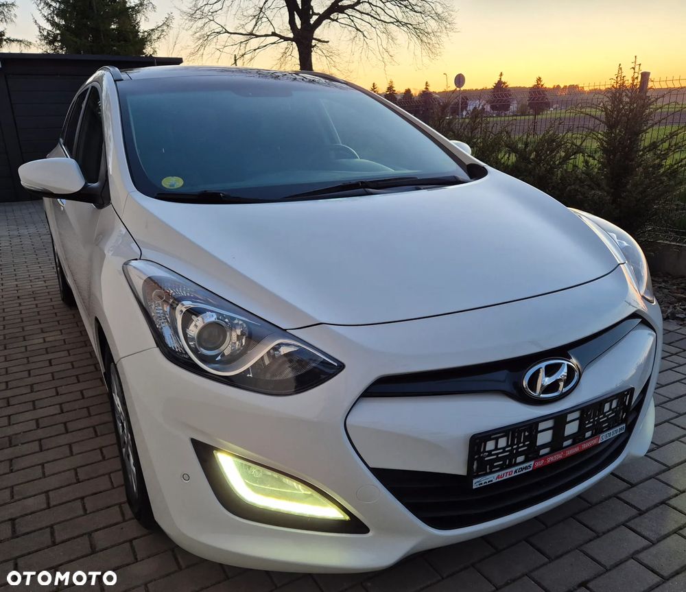 Hyundai i30 1.6 CRDi Premium - 4