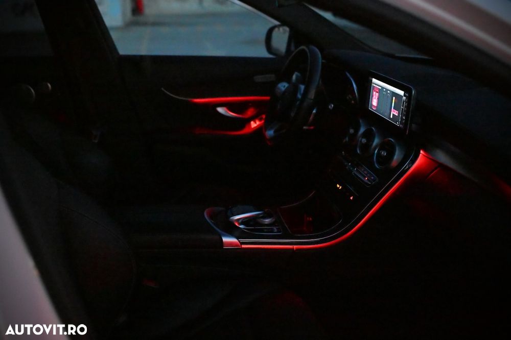 Mercedes-Benz C 300 e 4MATIC Aut. - 12