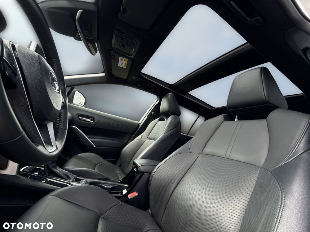 Toyota Corolla Cross 2.0 Hybrid Premiere Edition AWD - 16