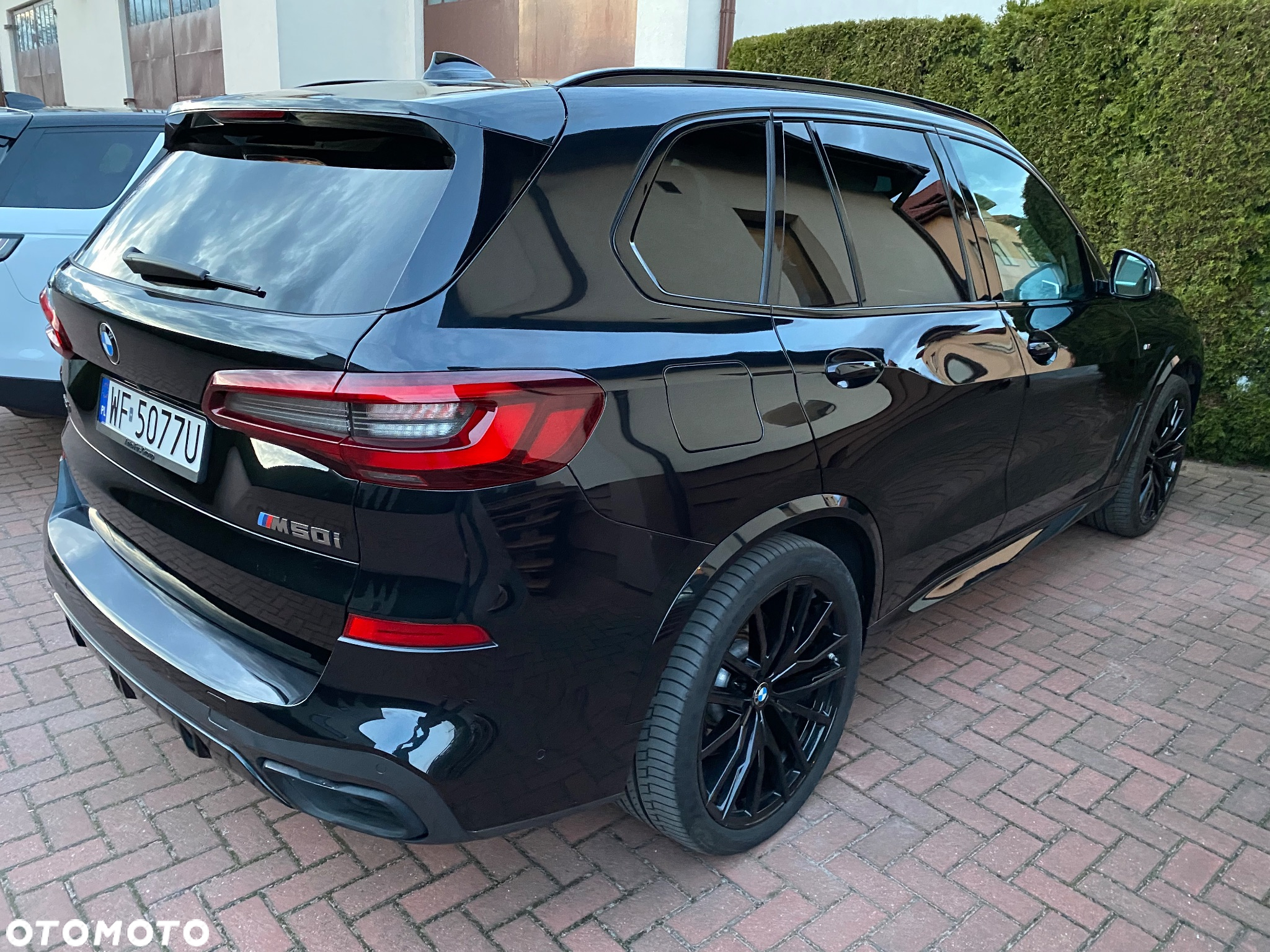 BMW X5 M M50i - 5