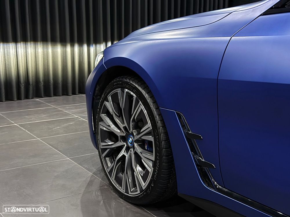 BMW i4 M50 Gran Coupe - 14