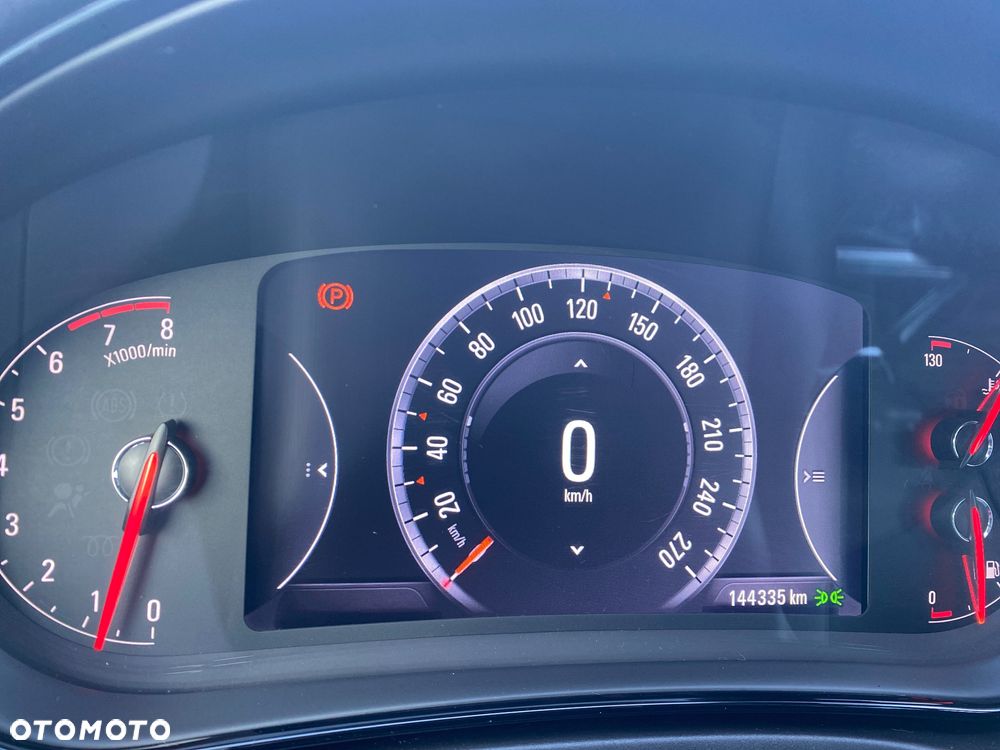 Opel Insignia 1.6 T Cosmo S&S EU6 - 38