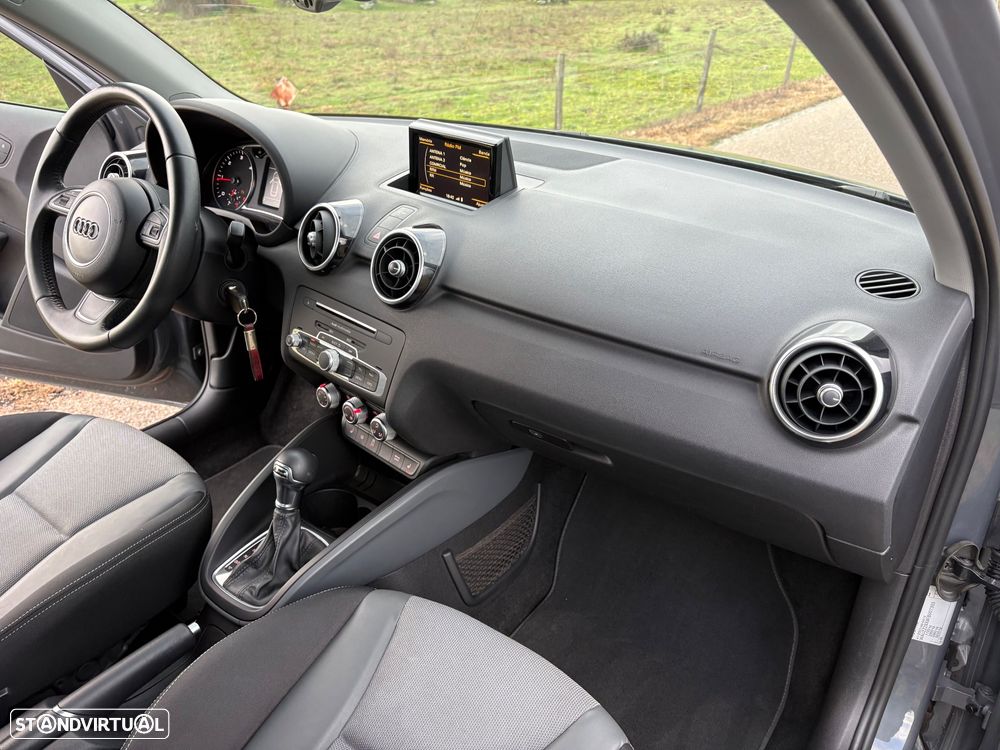 Audi A1 Sportback 1.6 TDI Sport S tronic - 35