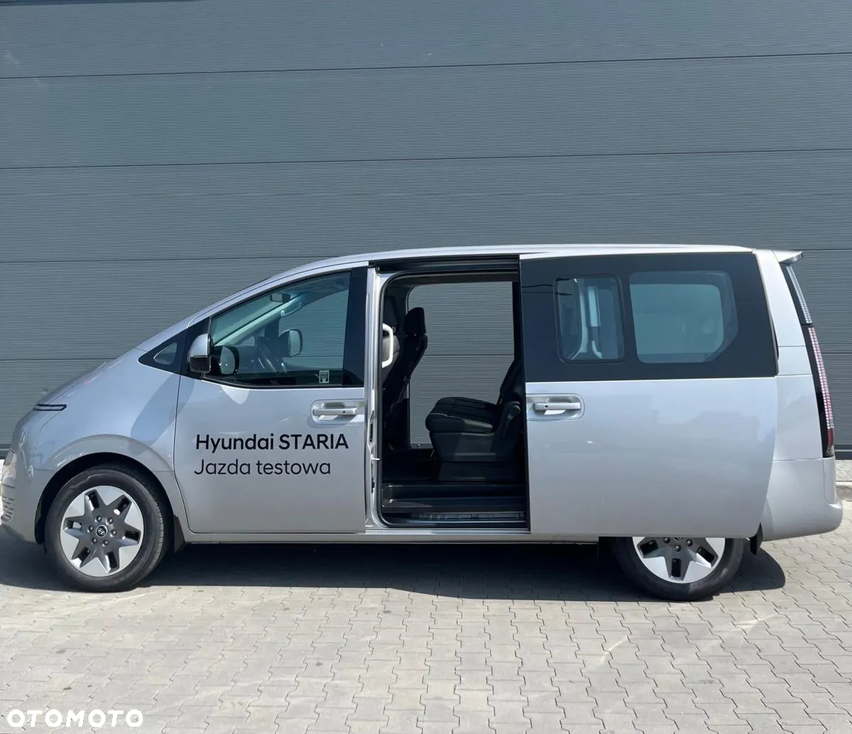 Hyundai Staria 1.6 T-GDI HEV Smart - 5