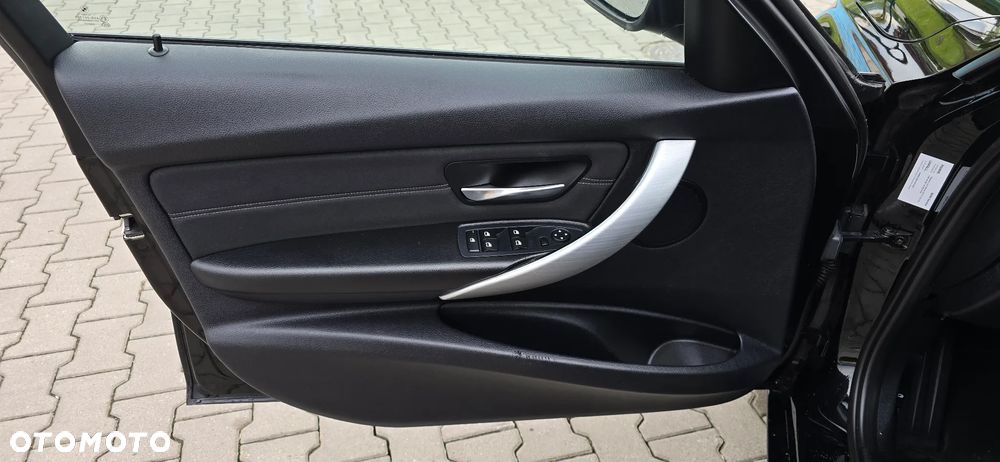 BMW Seria 3 - 20