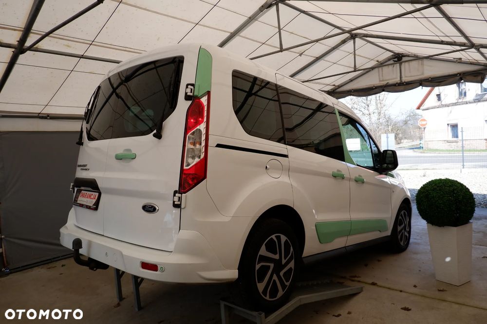 Ford Tourneo Connect - 5